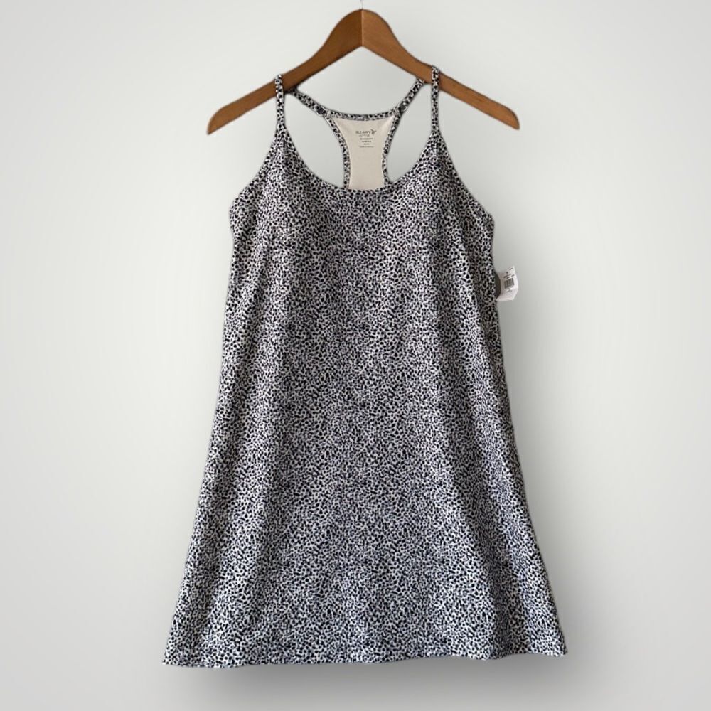 5 for $40 NWT Old Navy Sport Athletic Dress Women Size PM - Picture 1 of 7